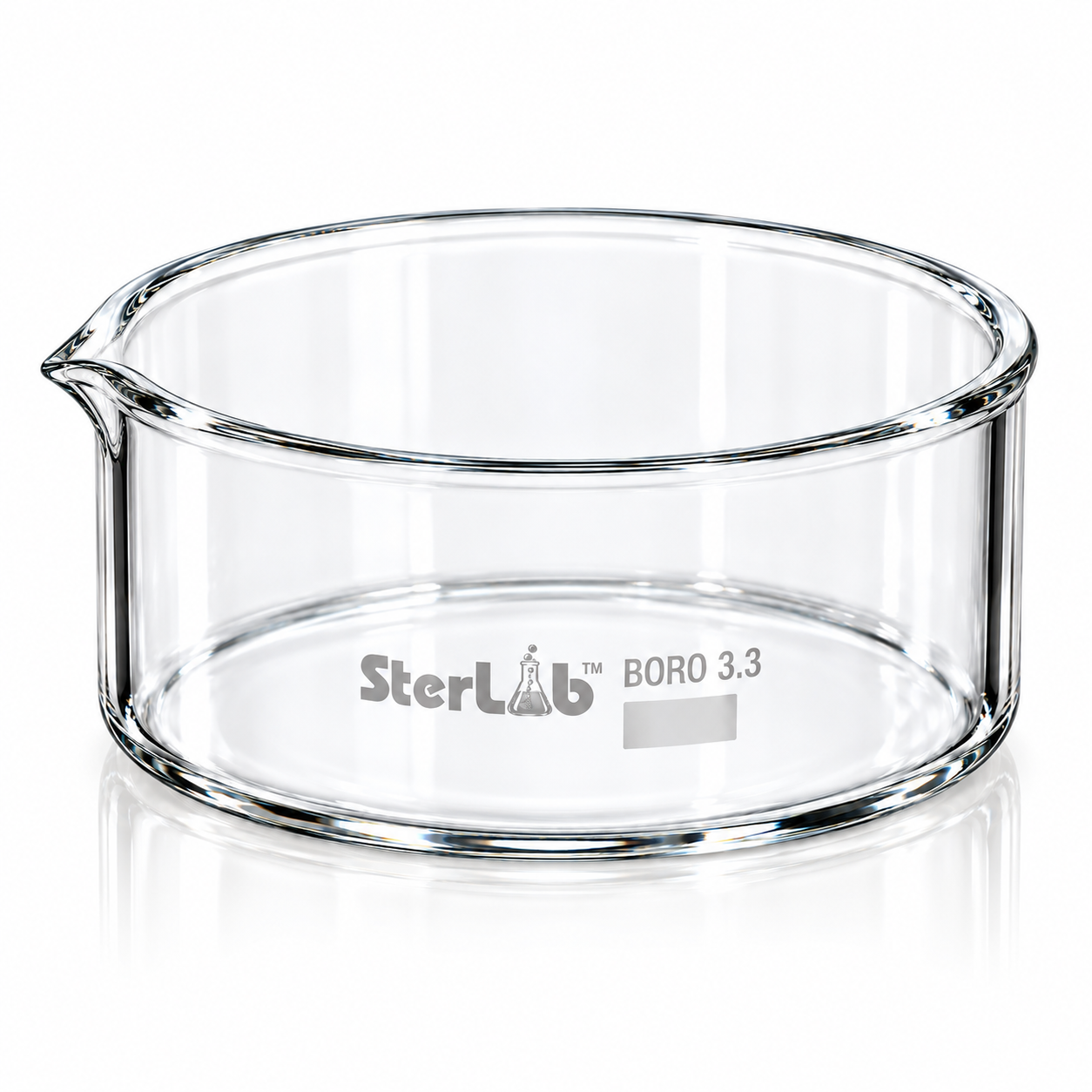 CRYSTALLISING DISH WITH SPOUT – BOROSILICATE GLASS